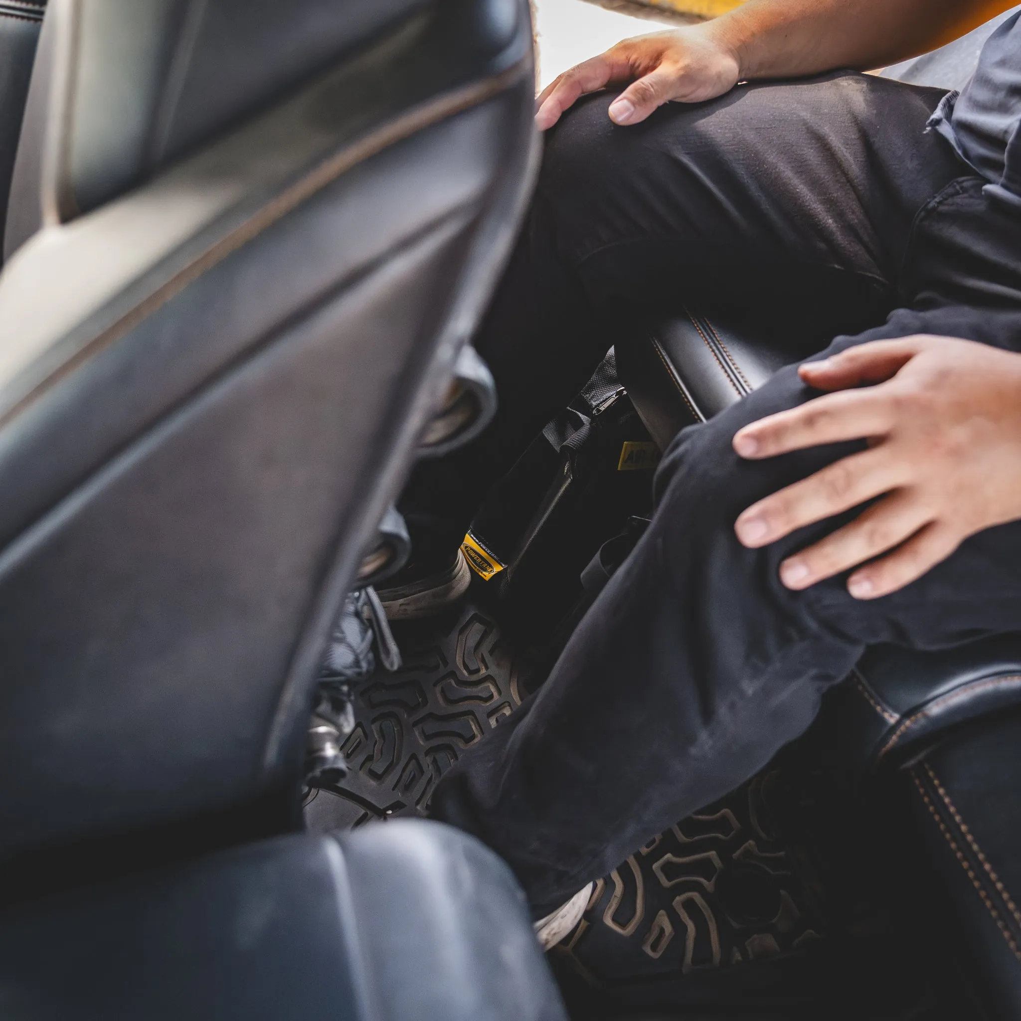 Bronco 4dr (6th Gen 21 ) Under Seat Storage Kit