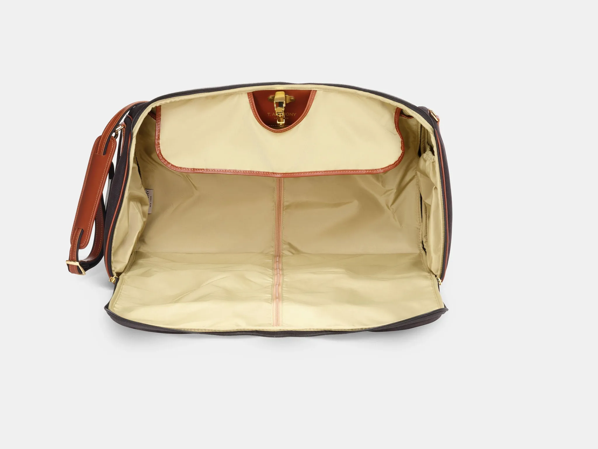 GARMENT DUFFLE