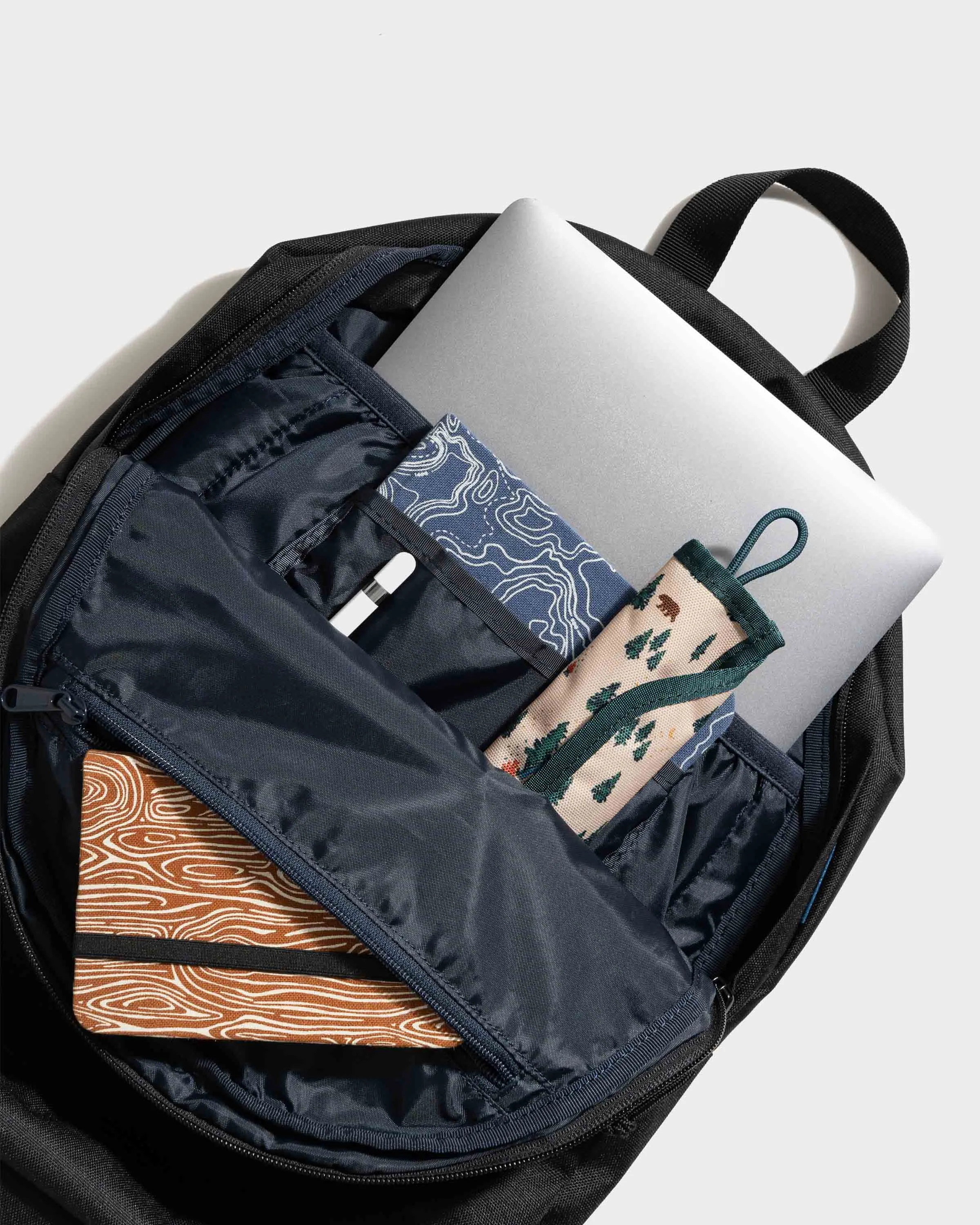 (R)evolution™ 15L Commuter Backpack